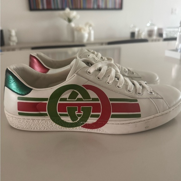 Gucci Ace Sneakers with Interlocking GG Logo - Picture 1 of 6